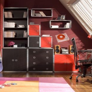 Hip Hopowy pokój dla dziewczyny. Rozwiązania dla młodzieży. Różne wybarwienia mebli, rózne kolory ścian.